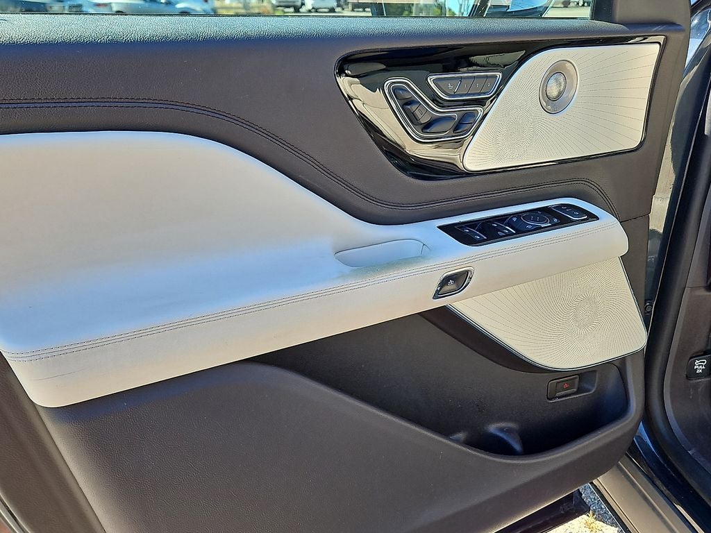 2020 Lincoln Aviator Black Label
