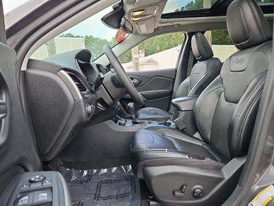 2022 Jeep Cherokee Latitude Lux