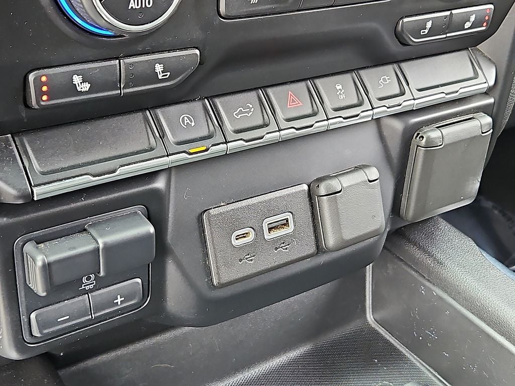 2020 Chevrolet Silverado RST