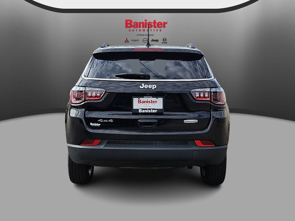 2022 Jeep Compass Latitude Lux