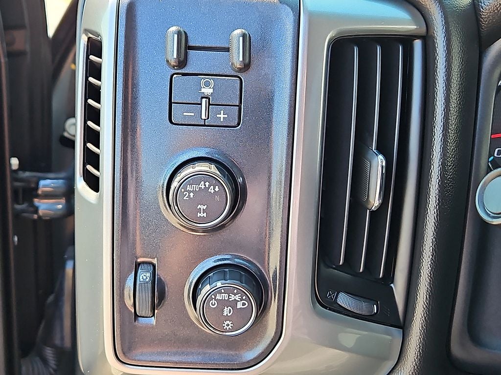 2017 Chevrolet Silverado LT