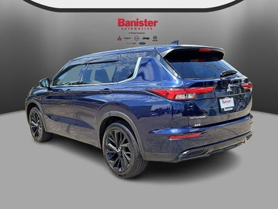 2022 Mitsubishi Outlander Black Edition