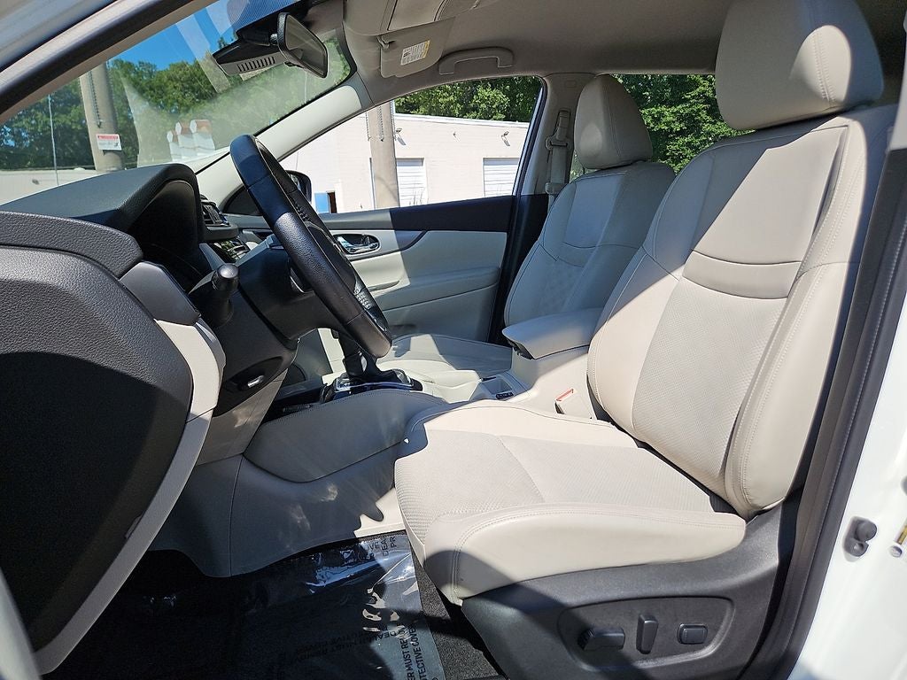 2020 Nissan Rogue Sport SV