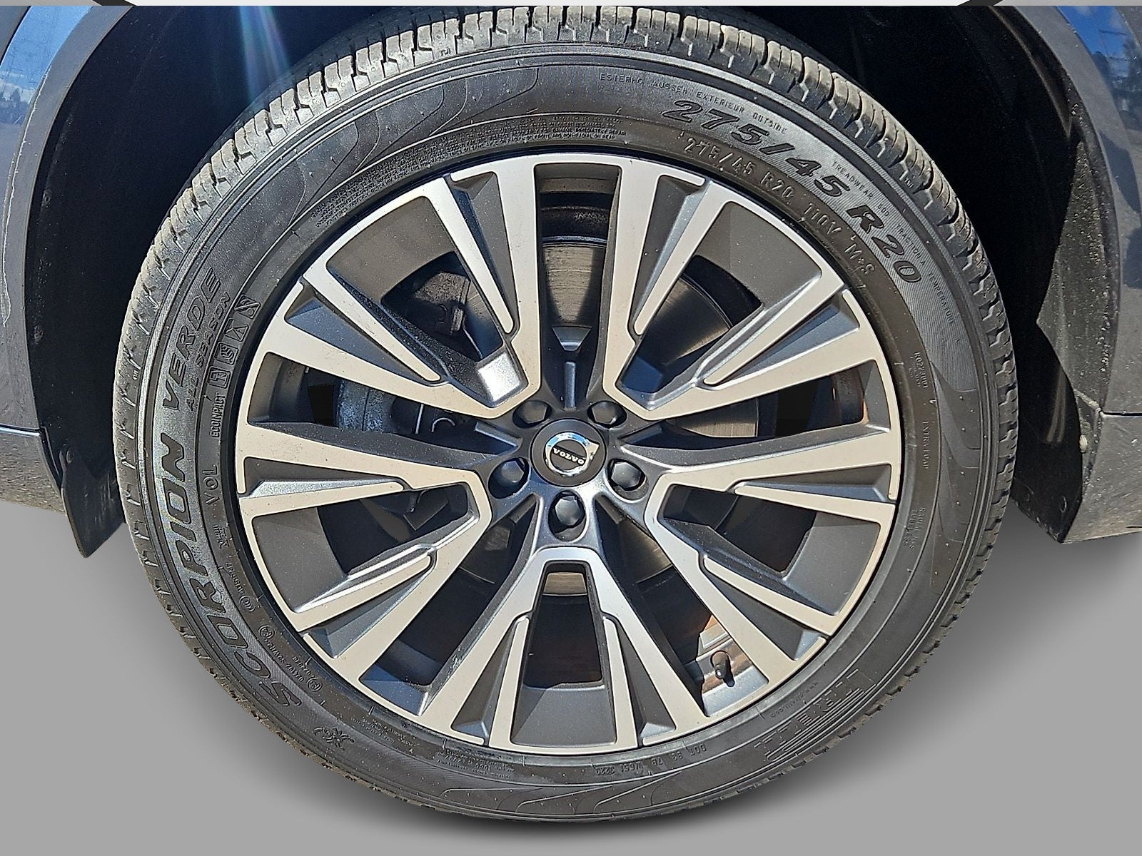 2021 Volvo XC90 Momentum